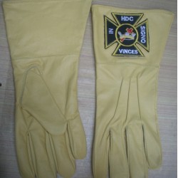 Knight Templar Yellow Gunatlets Gloves